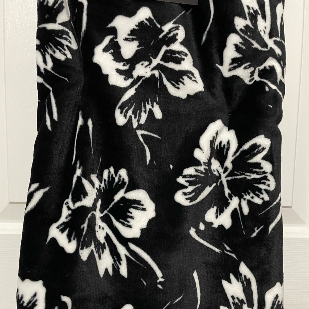 Black floral throw